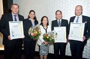 ÖKOWORLD AG: ÖKOVISION-Anlageausschuss verleiht Vorbildpreise an Unternehmen aus dem globalen Portfolio / Die versiko-Tochter ÖKOWORLD prämiert internationale Preisträger in Düsseldorf (BILD)