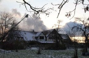 Polizeidirektion Mayen: POL-PDMY: Brand eines Einfamilienhaus und unmittelbar angrenzendes Seminarhaus