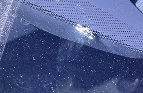 Kreispolizeibeh&ouml;rde M&auml;rkischer Kreis: POL-MK: Fahrzeuge auf der Autobahn 46 beworfen - Polizei sucht nach Hinweisen