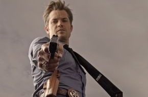 Kabel Eins: Neuer Ärger für den Cowboy: Die preisgekrönte zweite Staffel "Justified" mit Timothy Olyphant bei kabel eins (BILD)