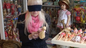 SAT.1: Verhelfen 18.500 Barbiepuppen Bettina aus Düsseldorf live in SAT.1 und auf Joyn zum Weltrekord?