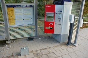 Landeskriminalamt Schleswig-Holstein: LKA-SH: Fahrkartenautomat das dritte Mal gesprengt - Zeugen gesucht; Lichtbilder beigefügt