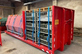 Feuerwehren im Kreis Soest: FW Kreis Soest: Nach dem Hochwasser ist vor dem Hochwasser / Einsatzkräfte aus dem Kreis Soest trainieren mit mobilem Schutzsystem AQUARIWA(©)