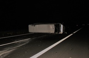 Polizeidirektion Kaiserslautern: POL-PDKL: Reh auf der Fahrbahn führt zu folgeschwerem Unfall