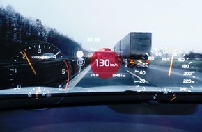 HUK-COBURG: Richtgeschwindigkeit: Rasen oder reisen? / Wer schneller als 130 Kilometer pro Stunde fährt, riskiert bei Unfall Mitschuld