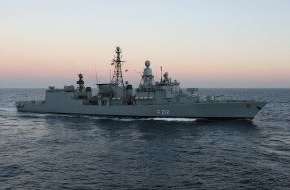 Presse- und Informationszentrum Marine: Marine - Pressemitteilung / Pressetermin: Fregatte "Karlsruhe" läuft in Wilhelmshaven ein