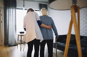 Verbraucherzentrale Nordrhein-Westfalen e.V.: Pflegende Angeh&ouml;rige: Was tun bei einem Unfall?