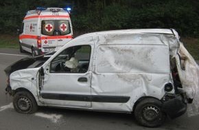 Polizeiinspektion Harburg: POL-WL: Unfall ging für Vater und Sohn glimpflich aus.