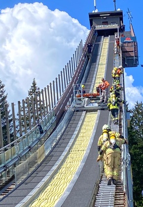 FW Konstanz: Keiner ist schneller als die Konstanzer Feuerwehr!