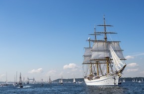 Presse- und Informationszentrum Marine: Segelschulschiff "Gorch Fock" nimmt Kurs Richtung Osten