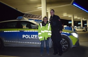 Polizeiinspektion Hildesheim: POL-HI: 9-jähriger Junge wird auf Autobahnrastanlage vergessen