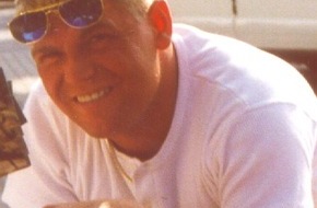 Polizeiinspektion Cuxhaven: POL-CUX: Öffentlichkeitsfahndung des LKA Niedersachsen + Gesucht wird Dietmar Linke (Foto aus 1997 als Download)