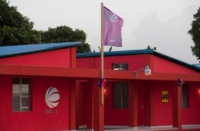 SAT.1: Dieses Spiel dauert länger als 90 Minuten: SAT.1 eröffnet Fußballschule in Haiti (BILD)