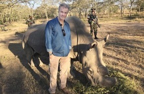 ZDF: Hannes Jaenicke fürs ZDF "im Einsatz für Nashörner" (FOTO)