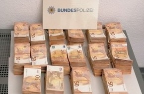 Bundespolizeidirektion Sankt Augustin: BPOL NRW: Bundespolizei stellt 400.000 EUR Bargeld auf der Autobahn A 61 sicher