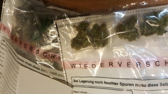 Polizeiinspektion Nienburg / Schaumburg: POL-NI: Marihuana transportiert, Widerstand geleistet und ohne Fahrerlaubnis gefahren