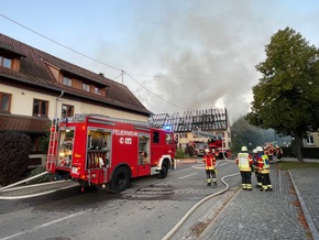 KFV Bodenseekreis: Feuerwehr löscht Großbrand