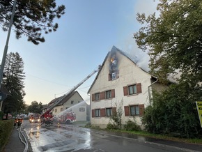 KFV Bodenseekreis: Feuerwehr löscht Großbrand