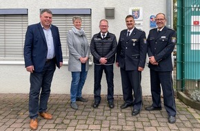 Polizeipräsidium Mittelhessen - Pressestelle Wetterau: POL-WE: Rosbach: Bodo Zeifang ist der Schutzmann vor Ort