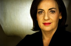 Award Corporate Communications: Award Corporate Communications - Nelly Wenger als Gastreferentin an der Preisverleihung