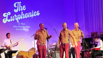 Das Line-up auf dem Zaunplatz ist komplett