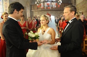 SAT.1: TV-Comeback: Jeanette Biedermann zurück bei "Anna und die Liebe" - ab 2. November 2010 in SAT.1 (mit Bild)
