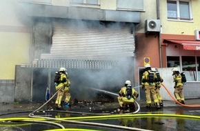 Freiwillige Feuerwehr der Stadt Lohmar: FW-Lohmar: Brandereignis im Lager eines Discounters