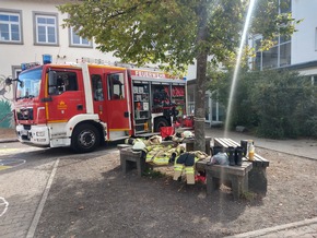 FW Konstanz: Gelungener Feuerwehraktionstag der Abteilung Allmannsdorf - die Abteilung Allmannsdorf der Feuerwehr Konstanz präsentiert sich.