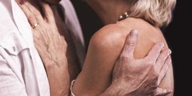 LELO: Sex ab 60? Sorge um Verlust der Libido im Alter ist unbegründet