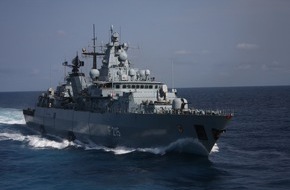 Presse- und Informationszentrum Marine: Kommandowechsel auf der Fregatte "Brandenburg"