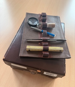 ZOLL-E: Zollfahndung übergibt historisches Exponat an Stadt Aachen