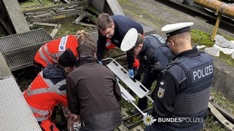 Bundespolizeidirektion München: Bundespolizeidirektion München: Rettungseinsatz nach Gleissturz