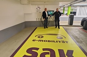 St.Gallisch-Appenzellische Kraftwerke AG: SAK Medienmiteilung: SAK installiert drei Ladestationen im Parkhaus Gutenberg in Herisau