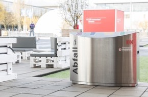 Vodafone GmbH: Vodafone und DB Systel zeigen den ersten intelligenten Mülleimer