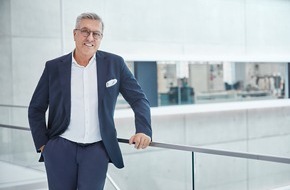 Marc Cain GmbH: Helmut Schlotterer übergibt sein Lebenswerk an seine Mitarbeiter