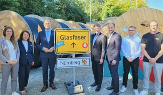Vodafone GmbH: Glasfaser-Offensive für den Freistaat Bayern OXG und Vodafone starten Glasfaserausbau in Nürnberg
