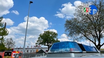 Polizeipräsidium Oberhausen: POL-OB: Begegnung am Sonntagnachmittag Rot-Weiß Oberhausen gegen Preußen Münster