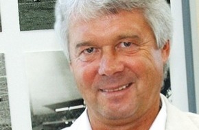 TARUK International GmbH: WM 2010: Jürgen Sparwasser ist mit TARUK Fans dabei (mit Bild)