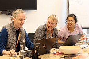 Hackathon in Siegen; Pressemitteilung der ifm electronic gmbh