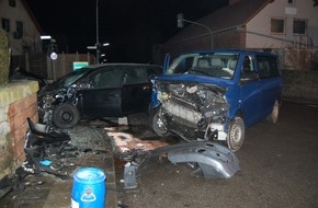 Polizeipräsidium Westpfalz: POL-PPWP: Fünf Verletzte bei Verkehrsunfall