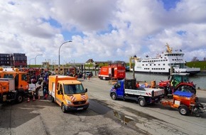 Polizeidirektion Flensburg: POL-FL: Pellworm: Erster Pellwormer Blaulichttag setzt starkes Zeichen f&uuml;r Verkehrssicherheit