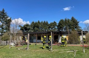 Feuerwehr Frankfurt am Main: FW-F: Zuletzt von Hundeverein genutztes Gebäude ausgebrannt