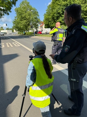 POL-UN: Fröndenberg - Aktionstag der Polizei: &quot;sicher.mobil.leben - Kinder im Blick&quot; für mehr Achtsamkeit gegenüber Kindern im Straßenverkehr