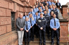 Polizeipräsidium Westpfalz: POL-PPWP: Polizei-Zuwachs für die Westpfalz