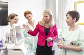 Klinikum Nürnberg: Baumüller spendet 7.000 Euro an Nürnberger Klinik für Neugeborene, Kinder und Jugendliche