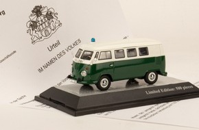 Model Car World GmbH: Model Car World gewinnt Markenrechts-Klage gegen Automobilriesen VW / Grundsatzurteil: VW-Bruchlandung für Lizenzwünsche bei Modellautos / Freie Fahrt für Bulli als Modellauto