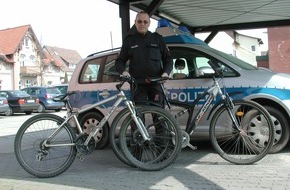 Polizeiinspektion Hameln-Pyrmont/Holzminden: POL-HOL: Sachbearbeiter der Polizei vermutet vorangegangene Diebstähle: Wer vermisst die Fahrräder? - Polizei hat bisher keinerlei Hinweise auf die Besitzer -