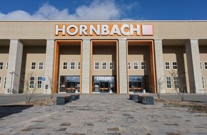 Hornbach Baumarkt AG: Tradition trifft Moderne: HORNBACH eröffnet neuen Bau- und Gartenmarkt auf dem Alten Messegelände in Leipzig