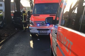 Feuerwehr Dinslaken: FW Dinslaken: Verkehrsunfall auf der Augustastraße