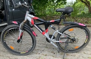 Polizeipräsidium Südhessen: POL-DA: Griesheim: Duo festgenommen und entwendetes Rad entdeckt / Wer erkennt sichergestellte Fahrräder